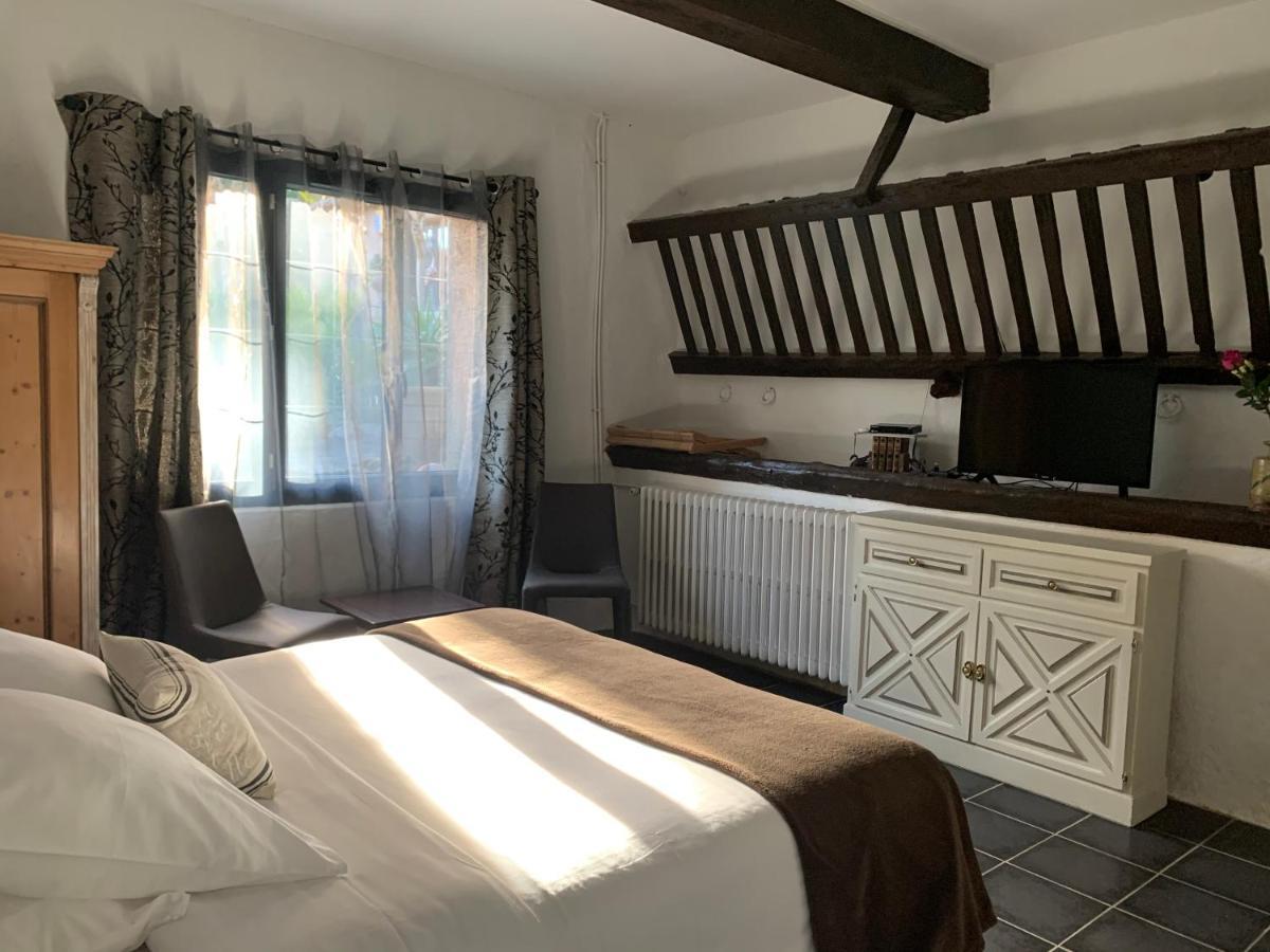 Casa9 Hotel Thuir Eksteriør billede